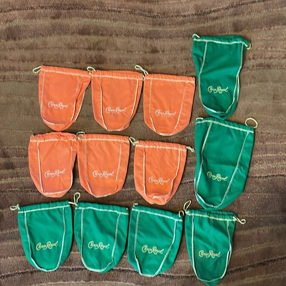 42 Crown Royal Peach & Apple Bags - Picture 6 of 7